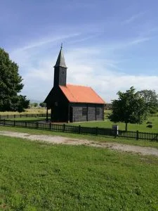 crkva ranjenog isusa